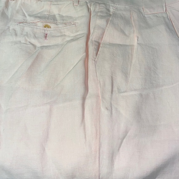 Mens linen pants, cuffs alterations may be needed. - Picture 4 of 4